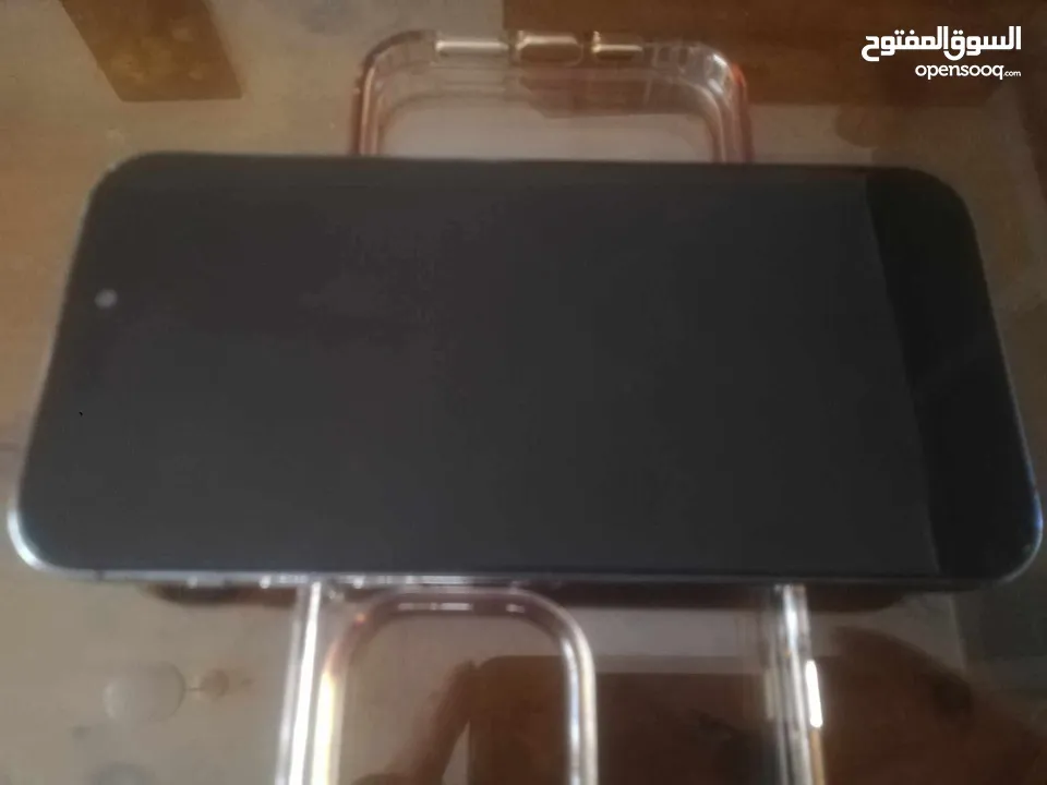 ايفىن 14 برو ماكس امريكي