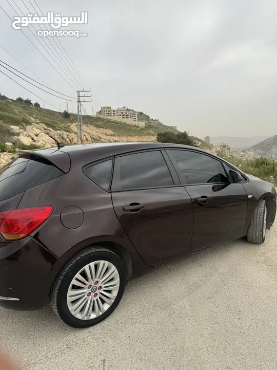 Opel astra j اوبل استرا ج 2013 للبيع على كاش فقط سياره فل فل