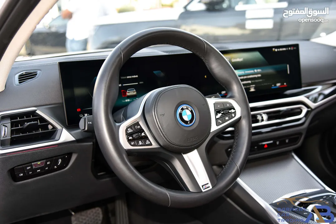 بي ام دبليو الفئة الثالثة i3 eDrive 40L كهربائية بالكامل 2023 BMW i3 eDrive 40L EV M Power Kit – Ful