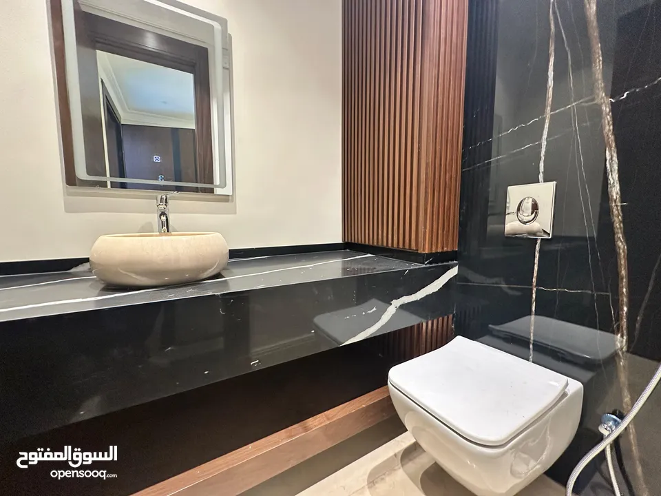 شقة غير مفروشة للايجار في الدوار الرابع  ( Property 39636 )-175034612