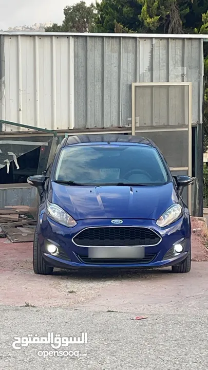 فورد فييستا للبيع