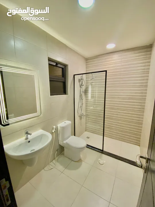 شقة غير مفروشة للايجار في دير غبار  ( Property 43220 )-174963783