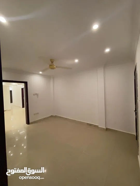 For rent Villa in al qurm  للإيجار فيلا في القرم