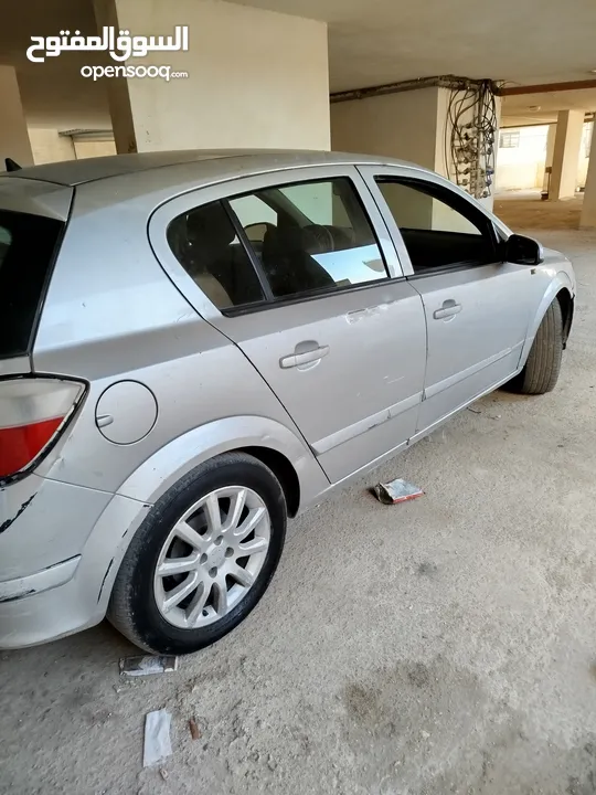 اوبل استرا بصلاة عنبي