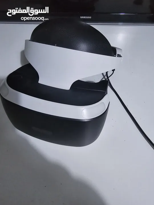 بلايستيشن 4 + VR مع كامل قطعها بأحسن حاله