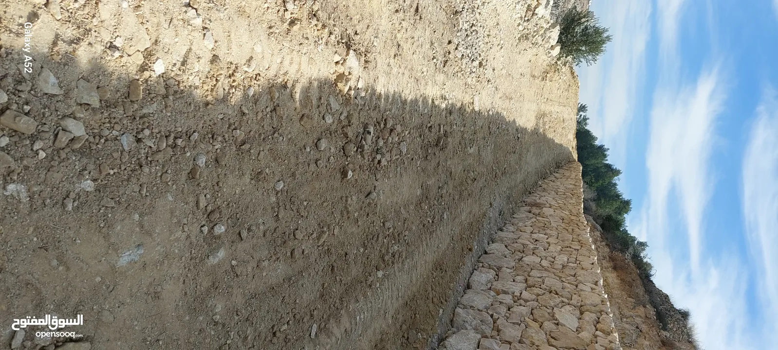 ارض للبيع في واد القف