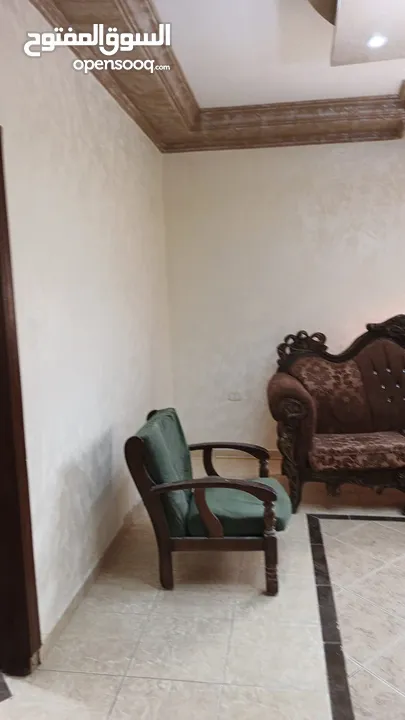 عمارة طابقية مميزة جداً للبيع عبارة 4 طوابق / القويسمة