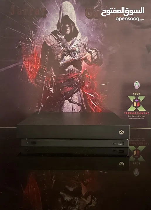 Xbox one x 1000 giga بحالة الوكالة