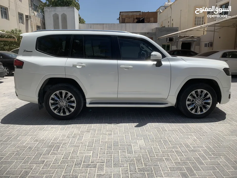 For Sale 2022 Toyota Land Cruiser GXR Twin Turbo Single Owner Bahrain Agency