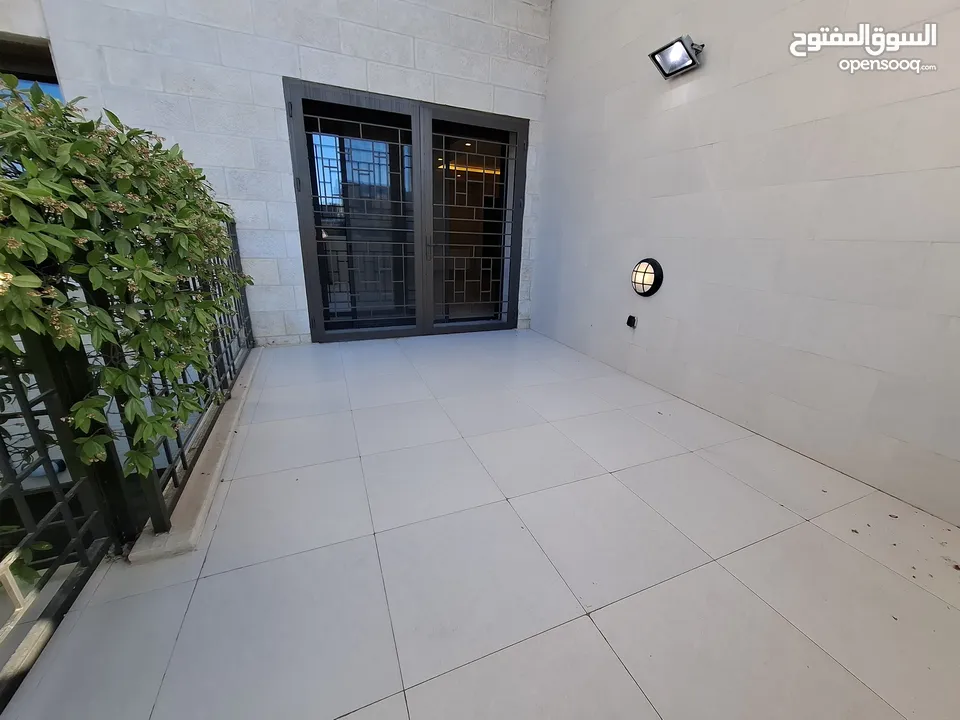 شقة شبه مفروشة للإيجار ( Property 43384 )-175083957