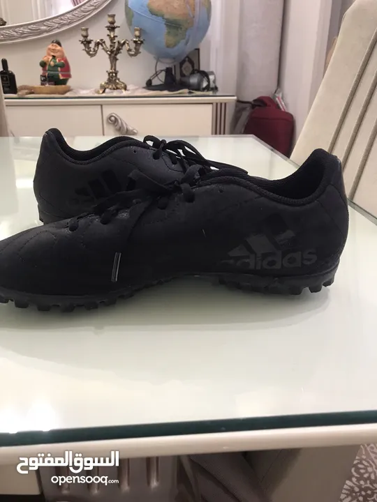 Adidas orignal football shoes perfect condition fromd direct sports from london