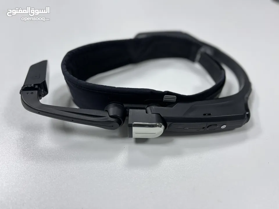 Real world HMT 520,is the worlds first hands free android tablet class wearable computer