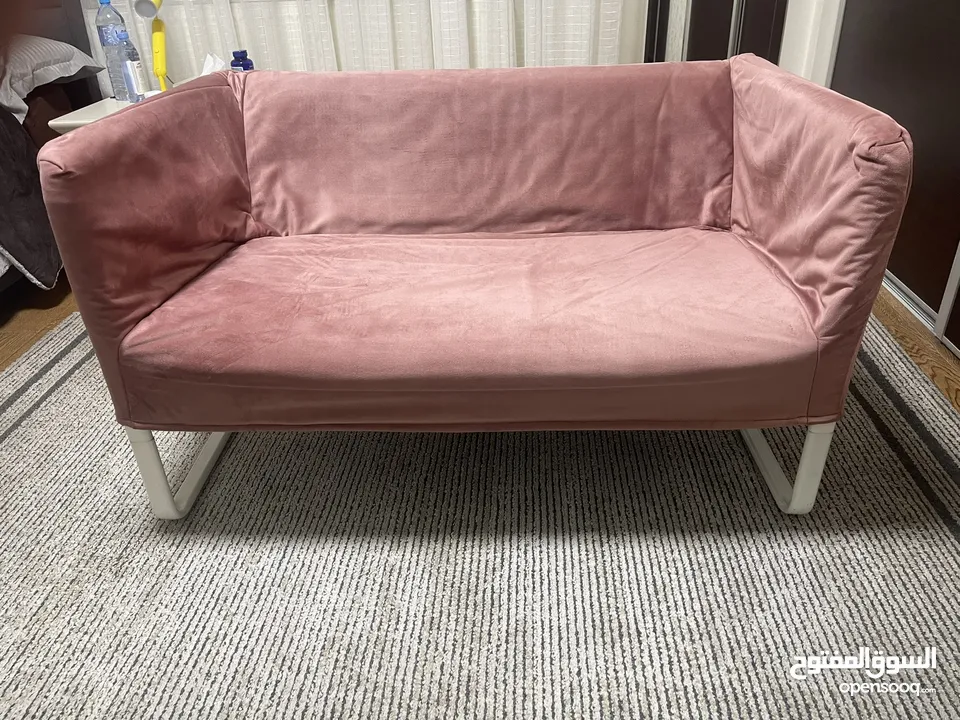 صوفا مقعدين ايكيا (Ikea 2 Seater Sofa) مستعملة للبيع