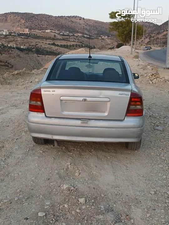 اوبل استرا 2003