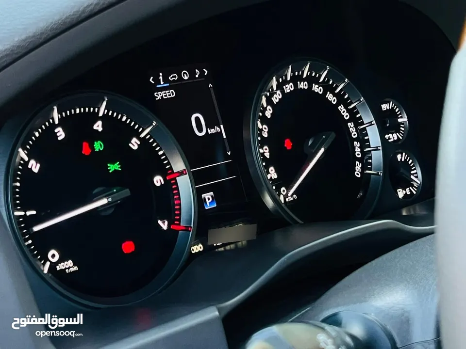 تويوتا لاند كروزر 2016 VXR