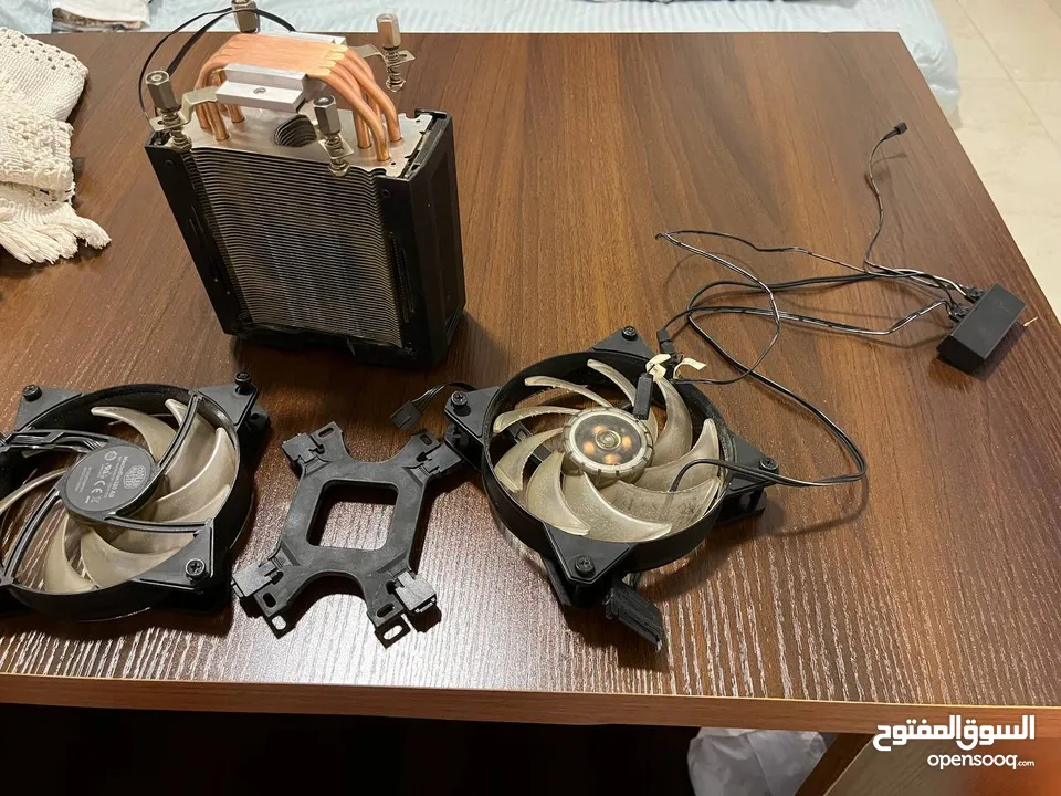 مجموعة قطع معالج i7 9700f + لوحة ام + رام + بور سبلاي 650 + تبريد