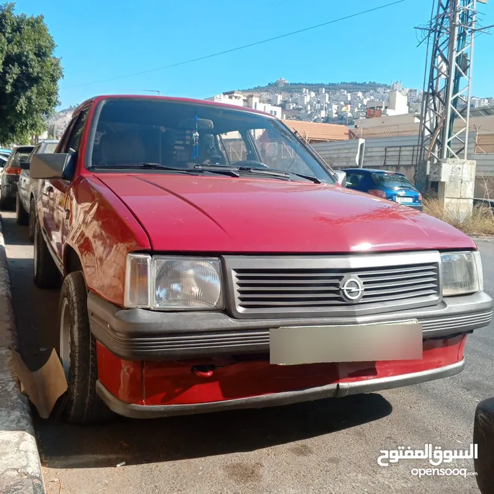 اوبل كورسا للبيع موديل 1986