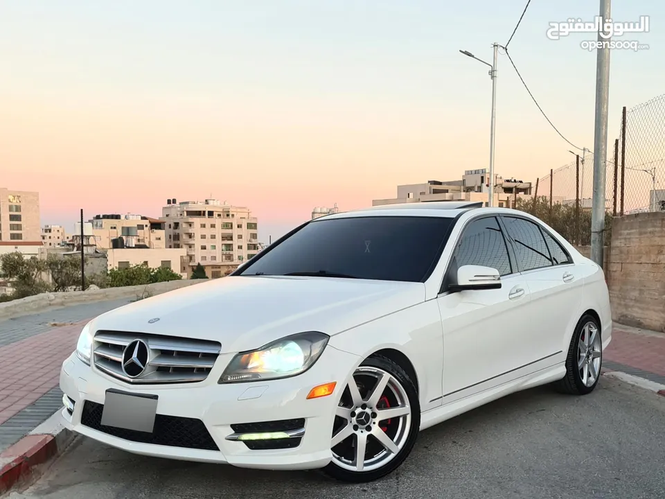 Mercedes C250 / AMG موديل 2015 فل الفل الإضافات  عداد 77000 / بحالة الوكالة  أصل AMG فل إضافات