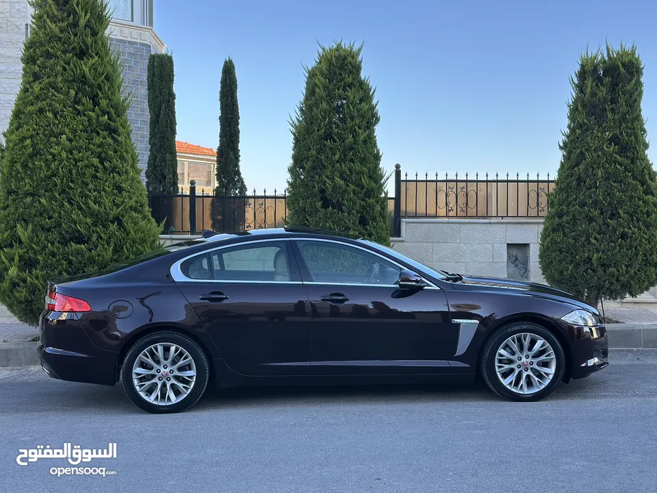 JAGUAR XF 2014 Full option وارد الوكالة / صيانة الوكالة قاطعة مسافة 100 الف كم