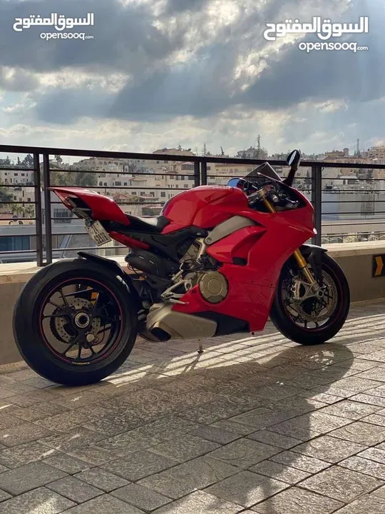 Ducati panigale V4 s