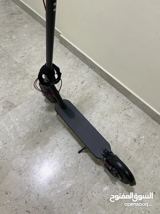 High quality electric scooter like new original parts and battery very good range