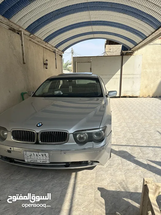 محرك 8 سلندرBmw 2002