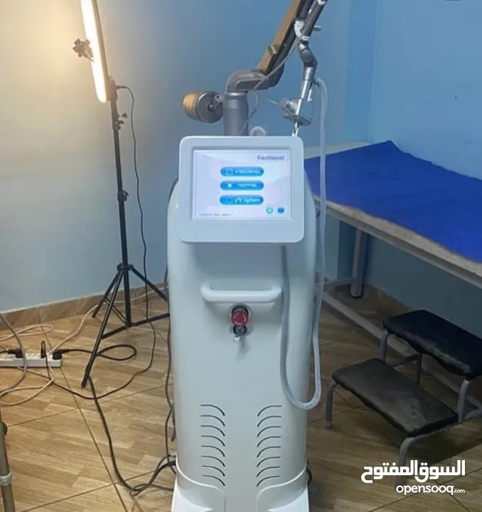 فراكشنال ليزر لإزالة الندب والشامات