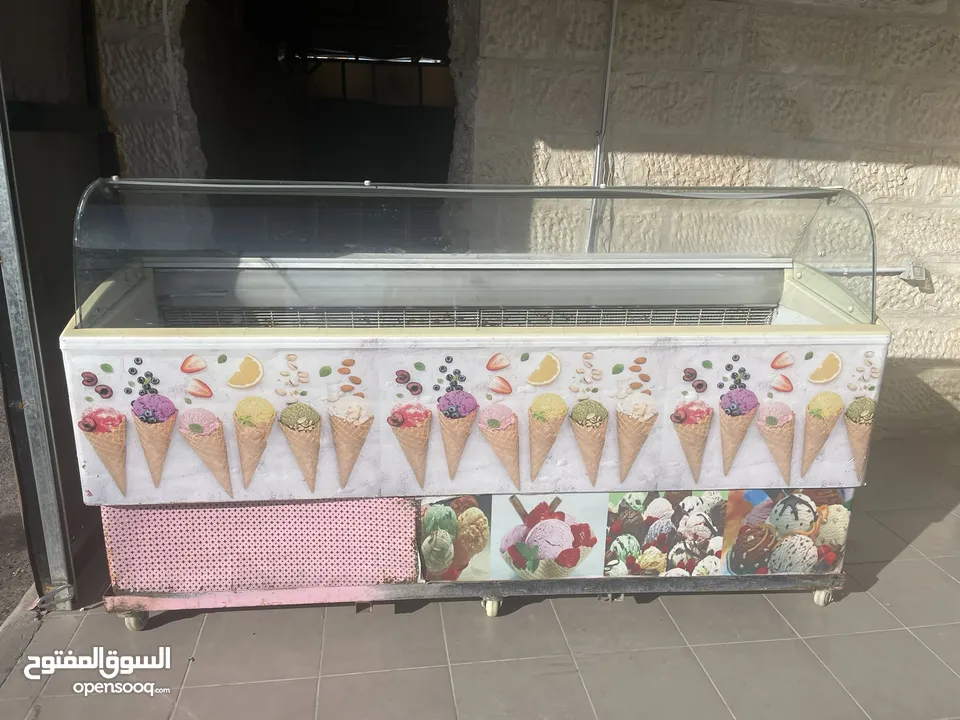 لوازم مرطبات وحلويات للبيع