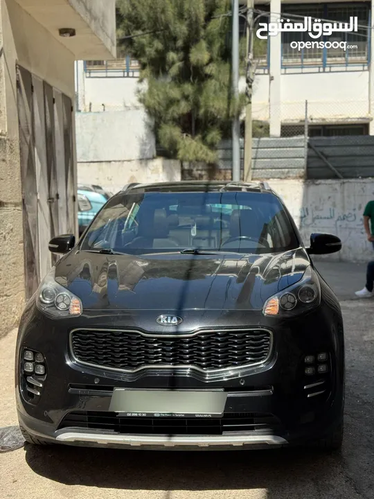 كيا سبورتاج بوية شركة بالكامل جي تي بلاك اديشن