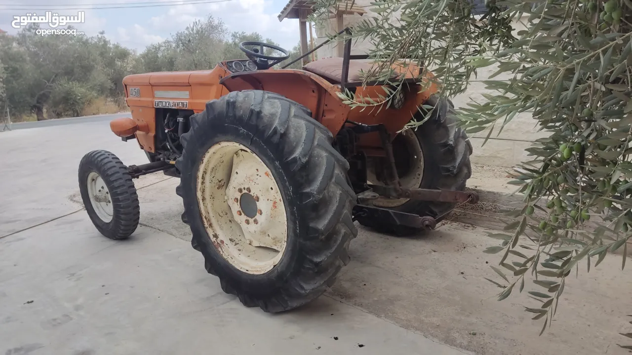 فيت ايطالي شغال مئه بالمئه ماتور جير جكات بور بحاله ممتازه