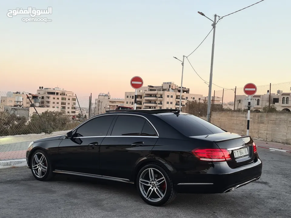 Mercedes Benz E200 / W212  فل إضافات مع بانوراما / صالون جلد بني عداد حقيقي 102,000 K.M / فحص نخب