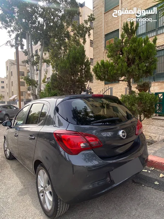 اوبل كورسا 2017