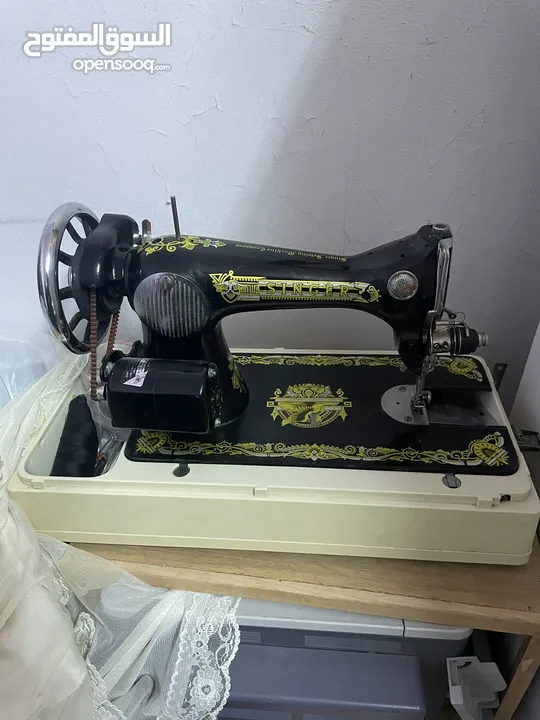 ماكنة خياطة مع محول