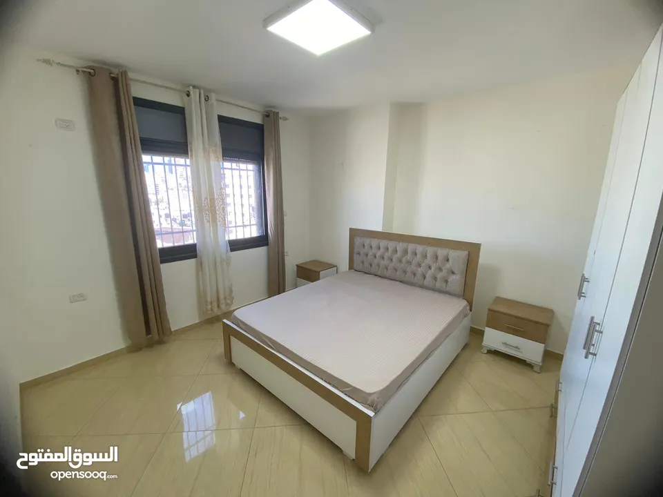 شقة مفروشة في موقع مميز (رام الله / عين مصباح)