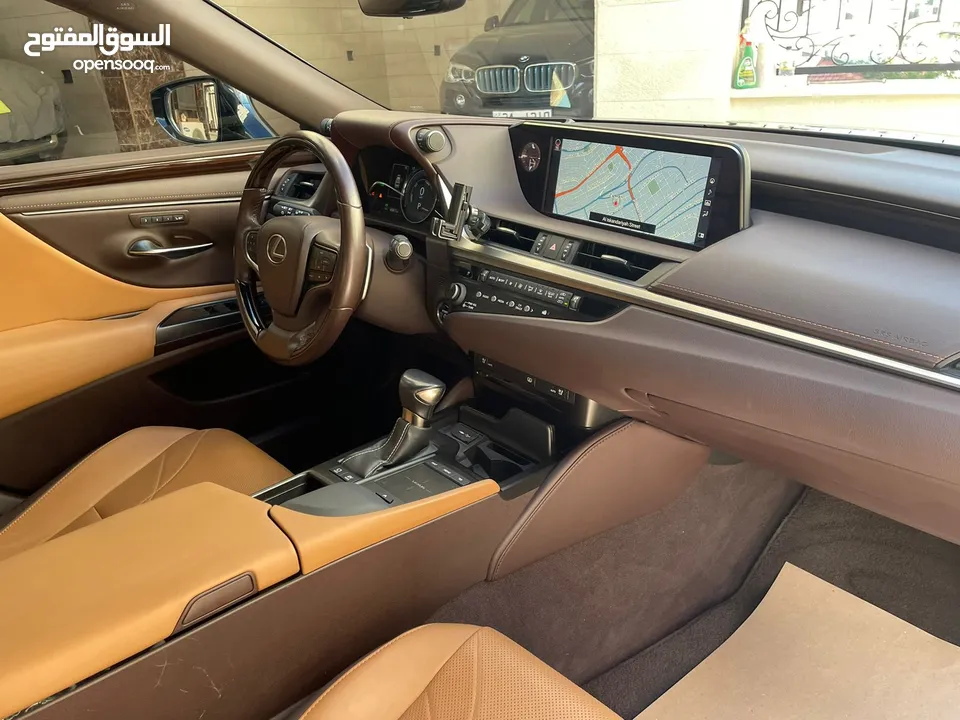 لكزس وارد الوكالة2019 lexus ES300h