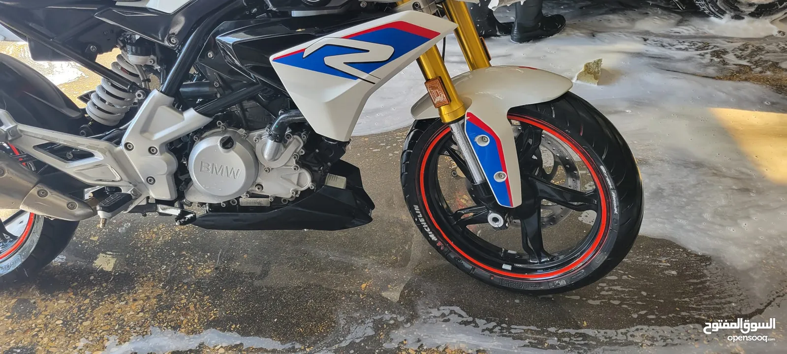 دراجة BMW G310R بحالة ممتازة ترخيص جديد