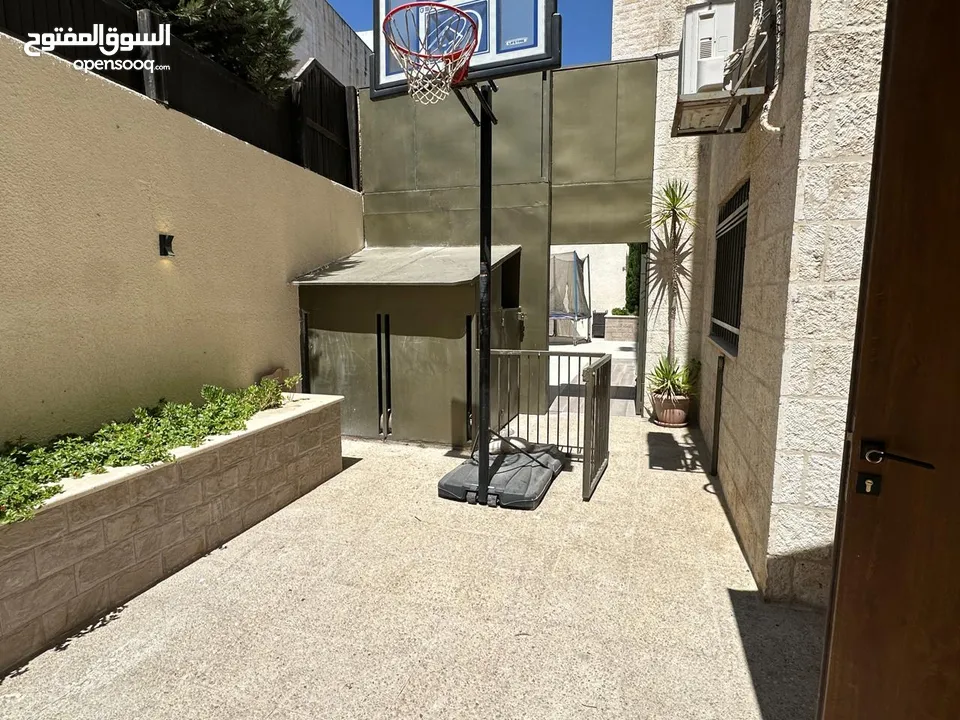 شقة شبه مفروشة للايجار في دير غبار ( Property 38492 )-174965230