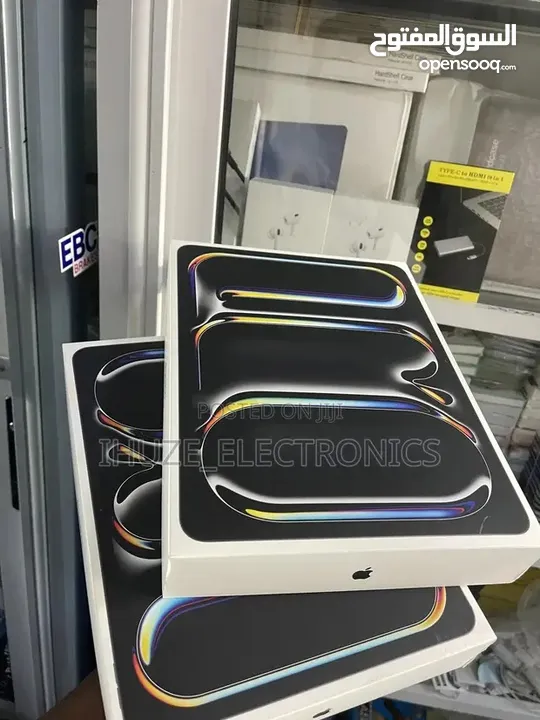 Ipad pro 13-inch(M4) جديد كفالة شرق اوسط بسعر مميز