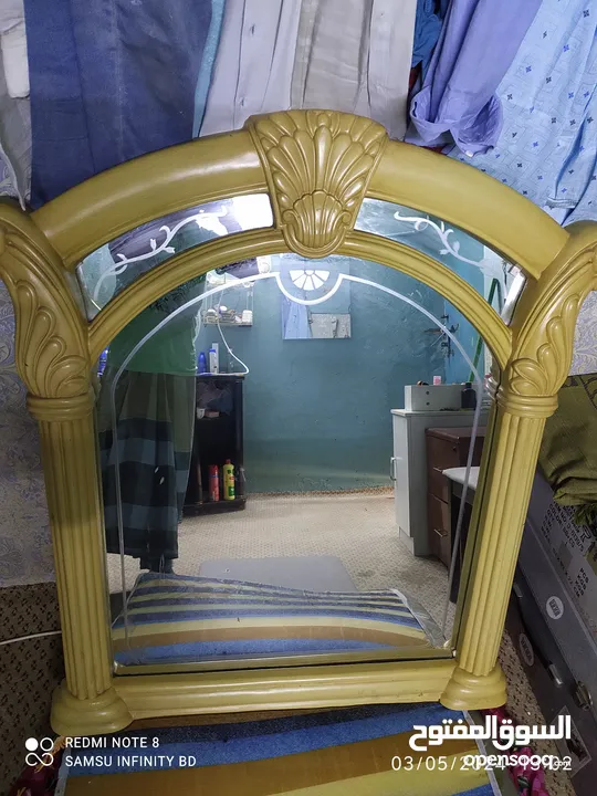BIG SIZE GLASS-MIRROR  FOR MAKEUP ROOM - DRESSING ROOM BASIN ROOM ANY WHERE USE