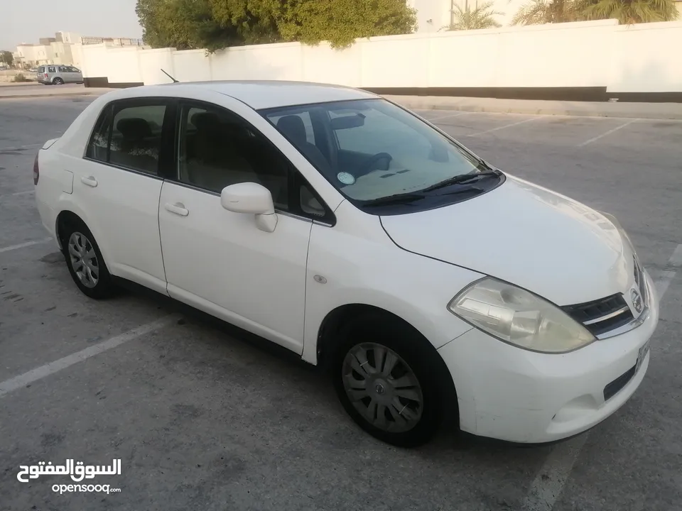 Nissan tiida 2009 for sale in excellent condition