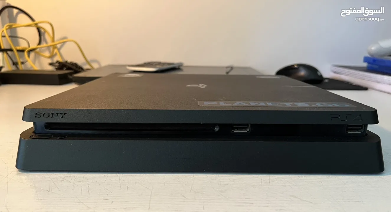 Ps4 Slim (Used like new)