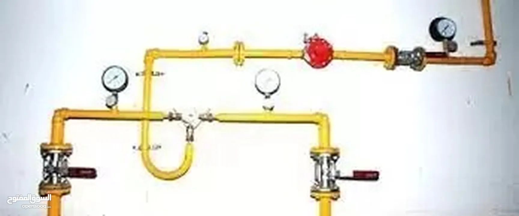 تركيب وتوصيل أنابيب الغاز الطبيعي المسال