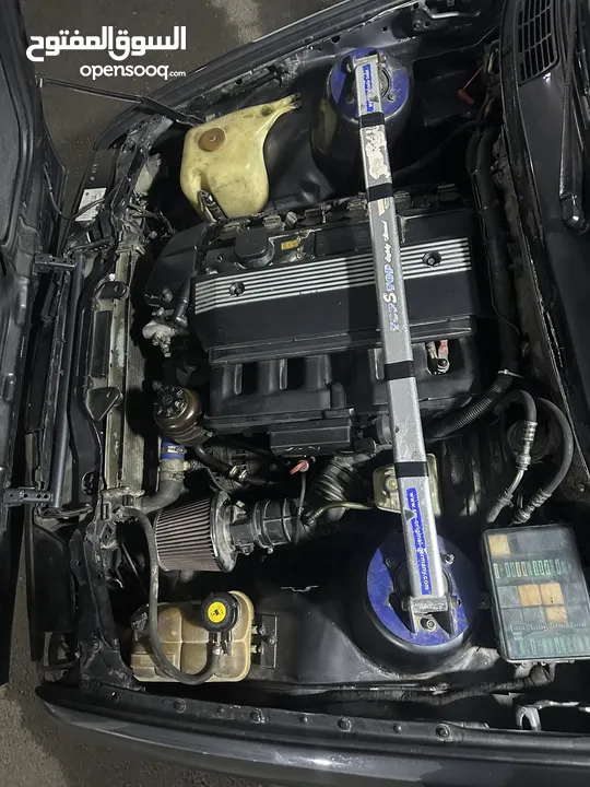 بوز نمر كوبيه BMW e30 للبيع