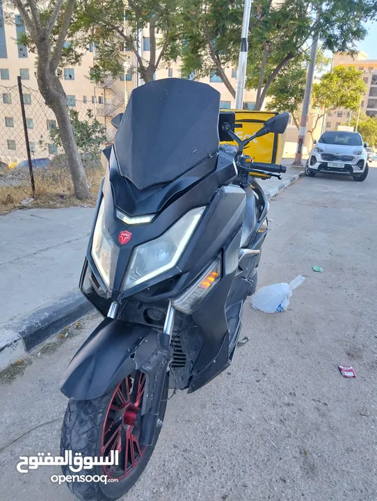 Taro x one 125cc.  2023