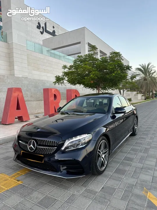 مرسيدس C300 موديل 2020 بلون مميز