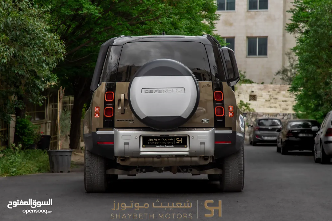 Land Rover Defender 2022 Plug in hybrid Black package