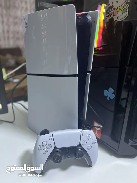 Ps5 slim digital   - only used for a month