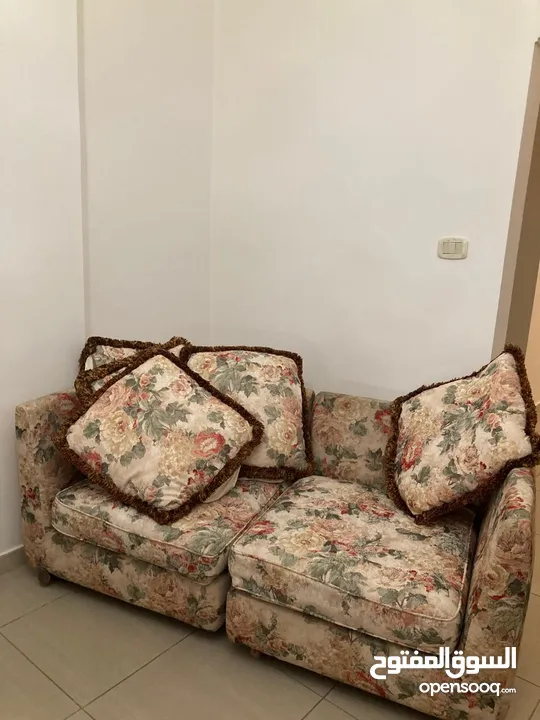 شقه للبيع ام السماق خلف مكه مول