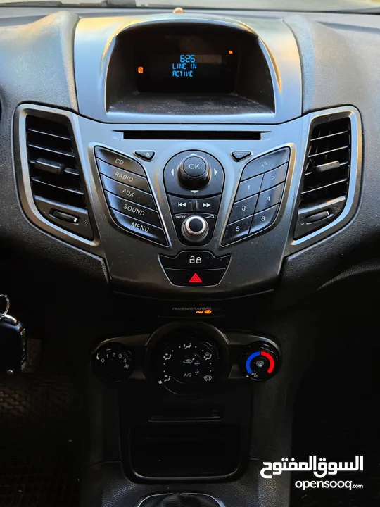 فورد فييستا 2013 بالرخصة مرخصة مأمنة منفوضة نفض كامل جديد وممتاز