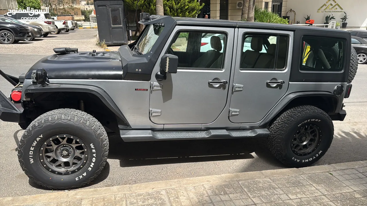 قابل البدل Jeep Wrangler- low mileage- mint condition- تعديل كامل اصلي